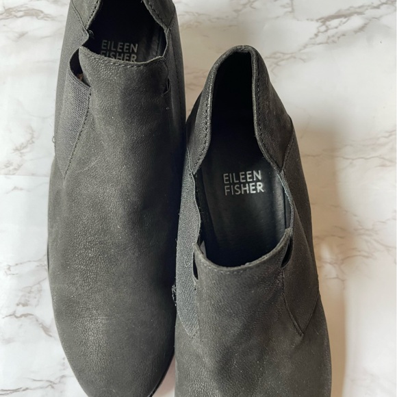 Eileen Fisher Perry Tumbled Nubuck Suede Black Booties Stacked Low Heel Size 8.5 - Picture 3 of 7
